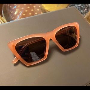 Illesteva Lisbon Sunglasses